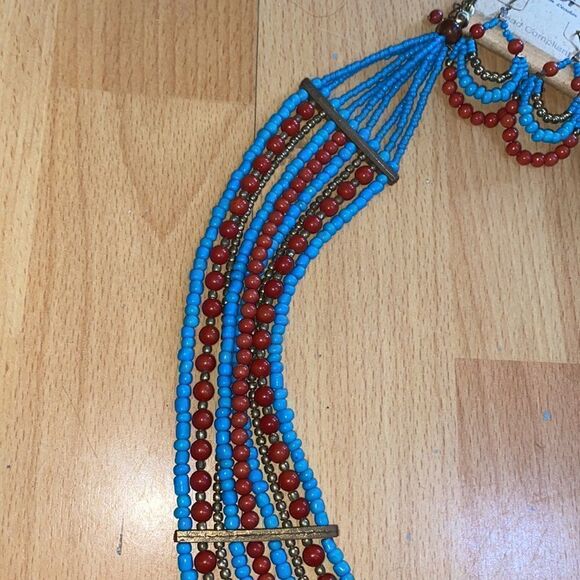 NWT Noi Beautiful Beaded Necklace & Earring Set - Picture 7 of 7